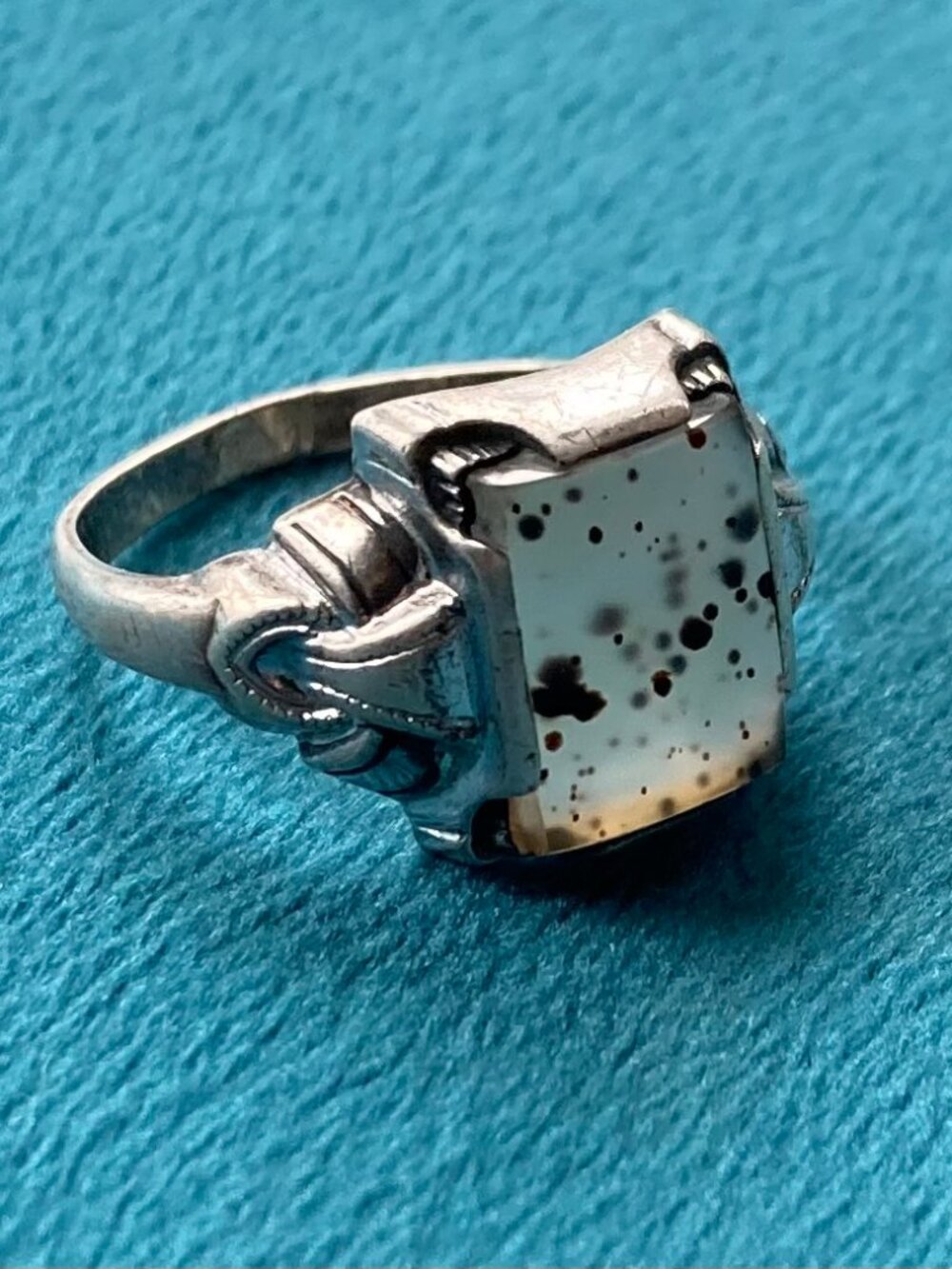 Pretty Art Deco Moss Agate Sterling Ring